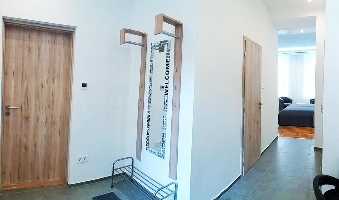 Apartament Unique Town Apartment. Clear Comfort. *